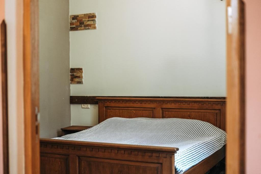 Eco Garden Bed & Breakfast Dilijan Bagian luar foto