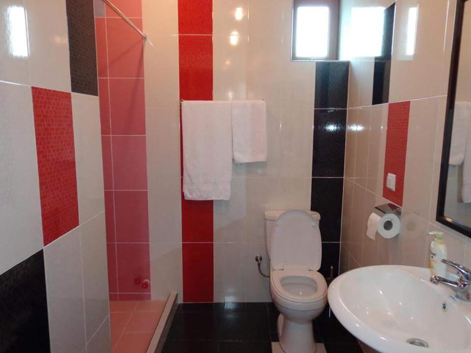Eco Garden Bed & Breakfast Dilijan Bagian luar foto