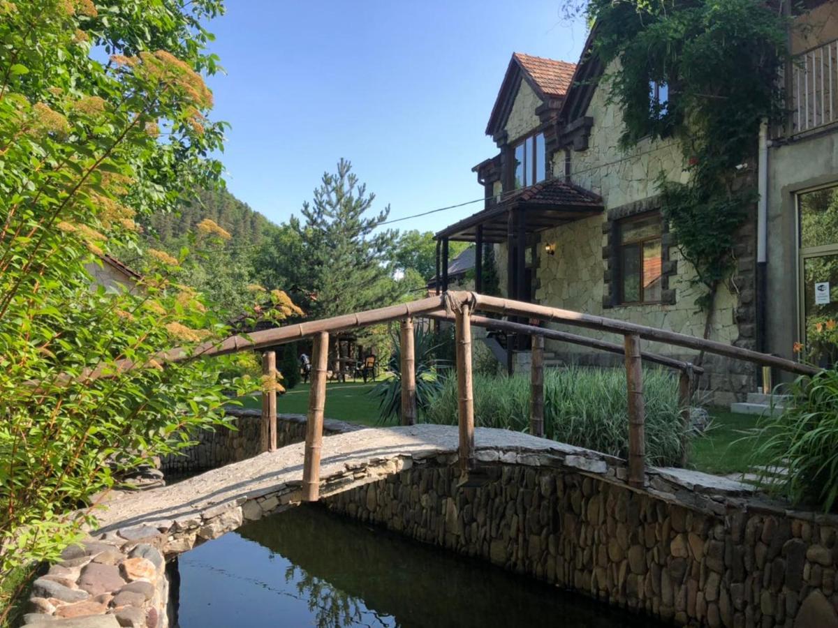 Eco Garden Bed & Breakfast Dilijan Bagian luar foto