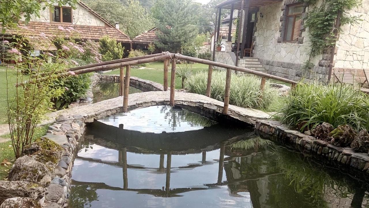 Eco Garden Bed & Breakfast Dilijan Bagian luar foto