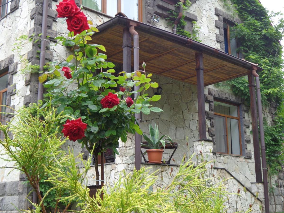 Eco Garden Bed & Breakfast Dilijan Bagian luar foto